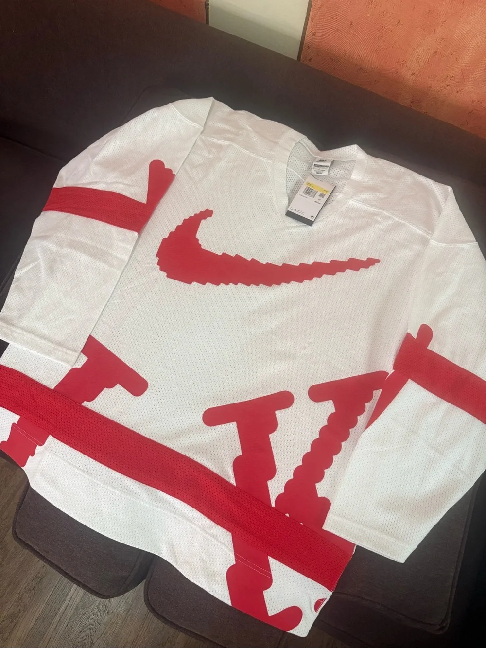 Nike White and Red Men's Jersey